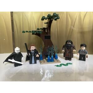 LEGO Harry Potter: The Forbidden Forest (4865) - Complete Set- No Book